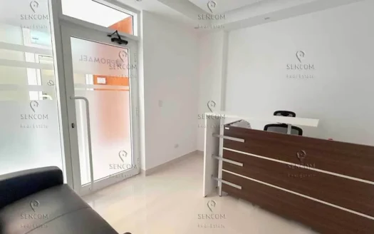 Oficina amueblada en alquiler en Punta Cana Village