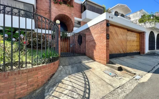 Casa en Venta – Condominio El Prado